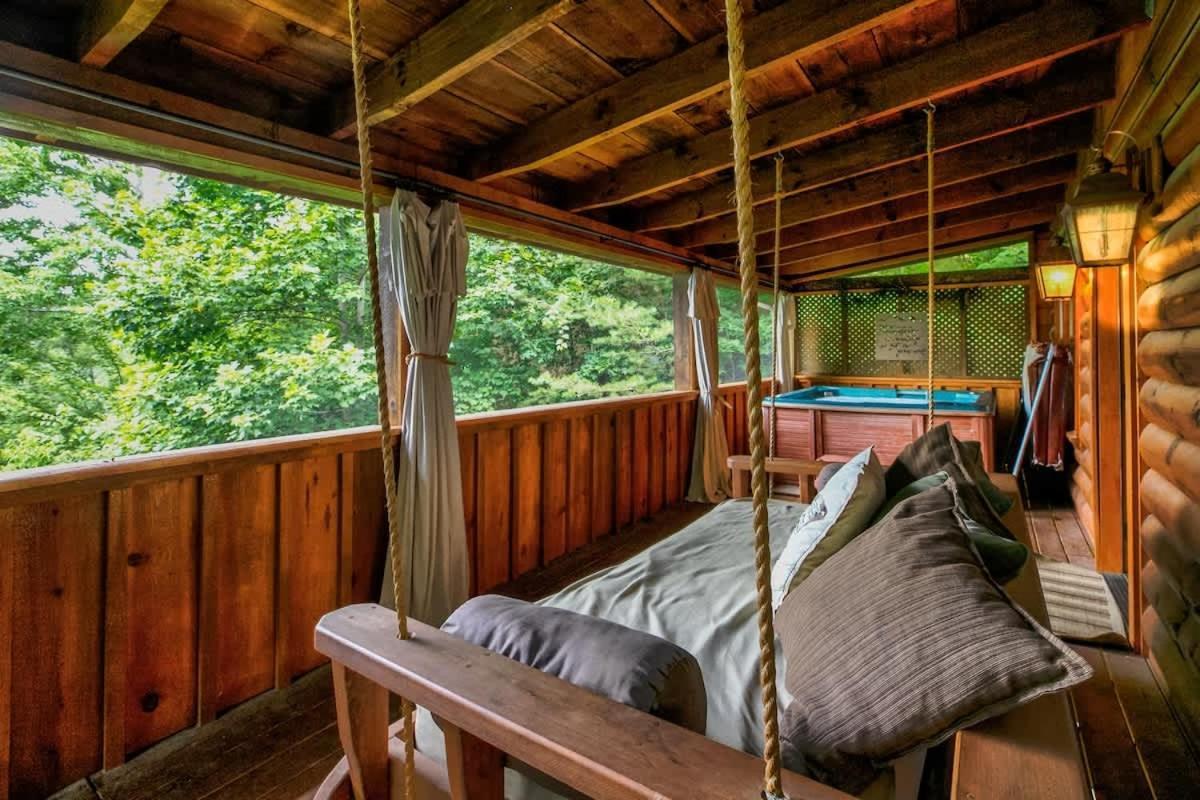 Nice View Fireplace, Hot Tub, Porch Bed, Private Севьервилл Экстерьер фото